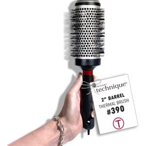BNWT Cricket Technique Thermal Hair Brush #390 2” for Curling, and Styling